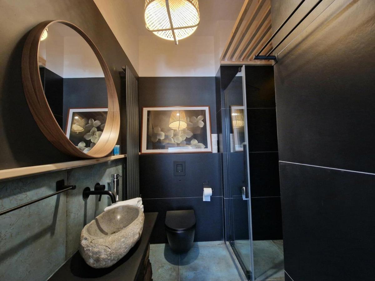 Live & Travel Apartments Waterlane Vintage غدانسك المظهر الخارجي الصورة
