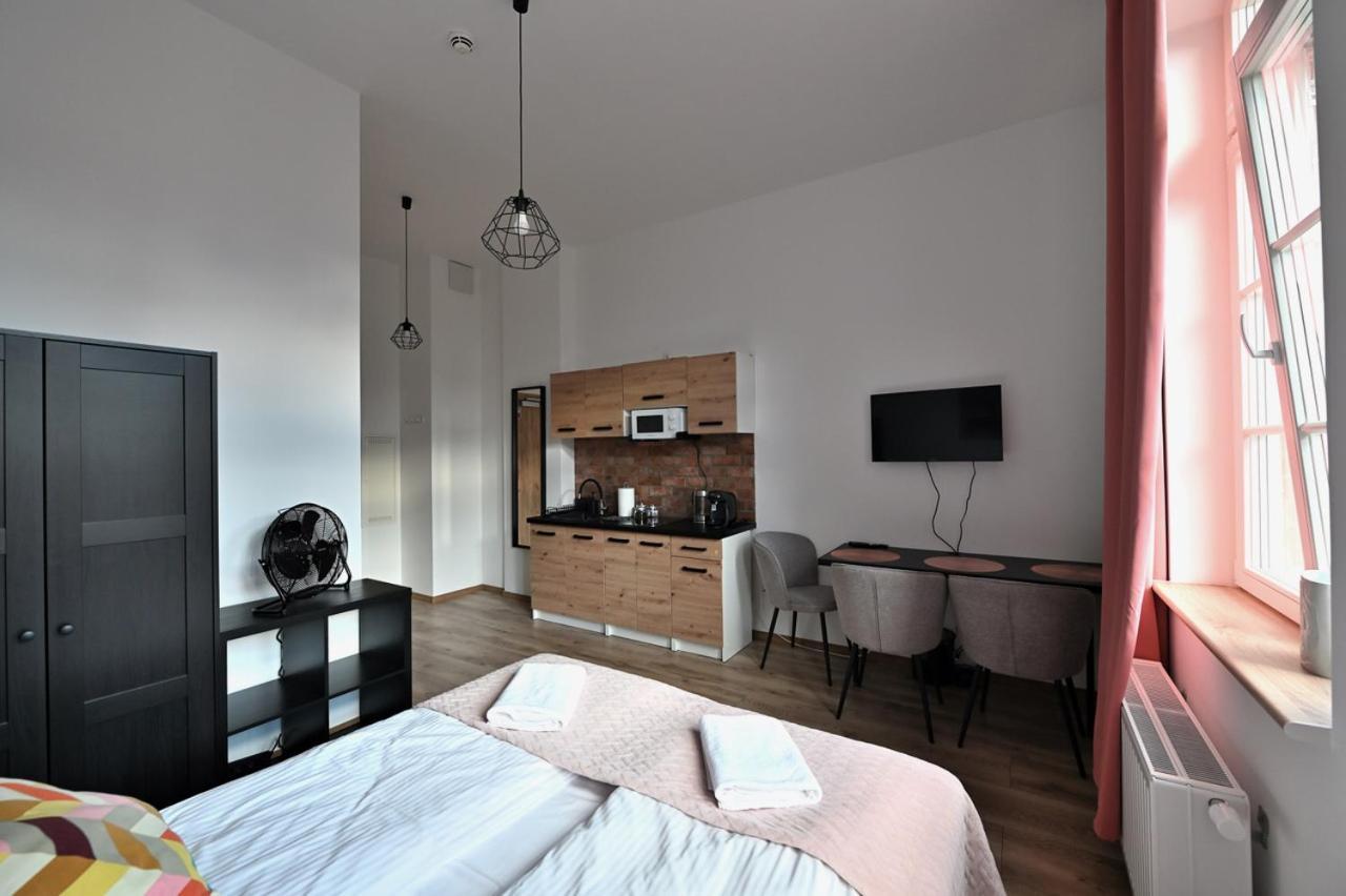 Live & Travel Apartments Waterlane Vintage غدانسك المظهر الخارجي الصورة