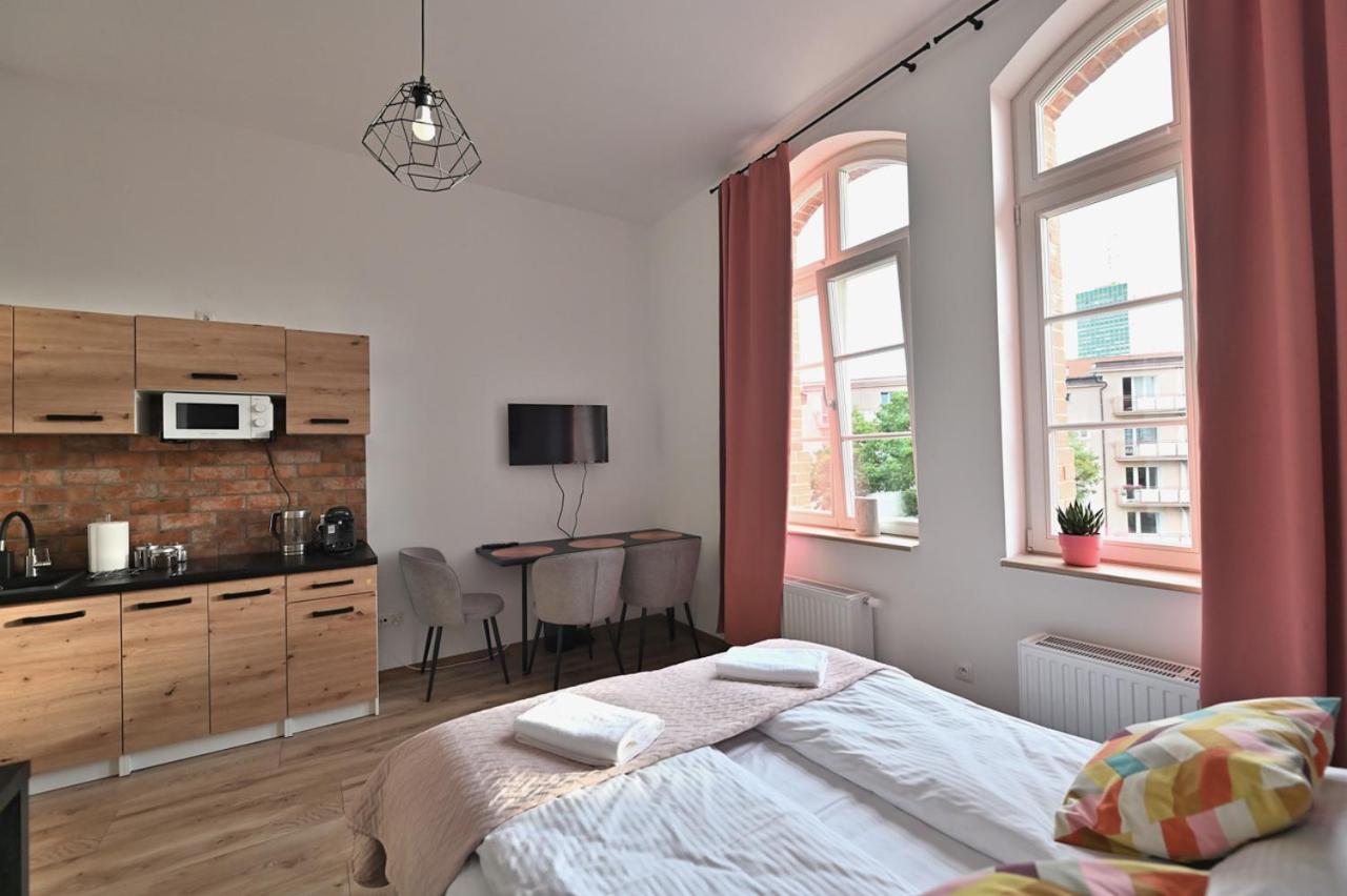 Live & Travel Apartments Waterlane Vintage غدانسك المظهر الخارجي الصورة
